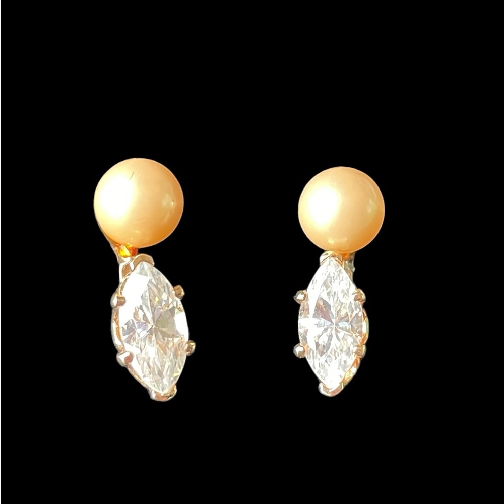 Vintage Beige Pearl & Crystal Pierced Earrings (t00)